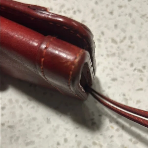 Chloe Red Leather Wallet - Picture 8 of 12